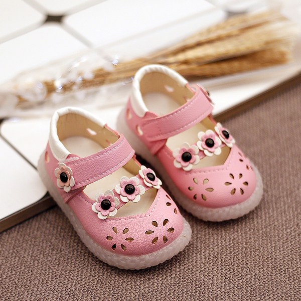 Pantofi pentru bebelusi din piele ecologica cu banda