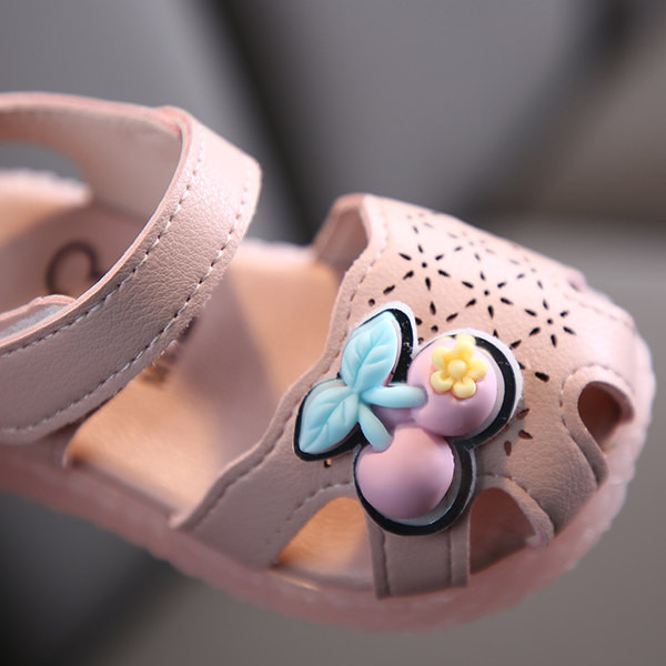 Sandale luminoase pentru bebelusi cu velcro