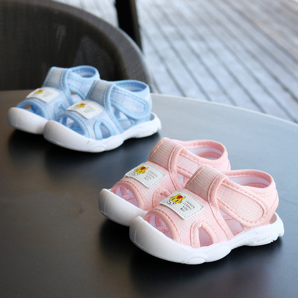Sandale textile pentru bebelusi cu autocolante