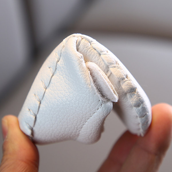 Pantofi pentru bebelusi din piele ecologica cu inchidere cu velcro