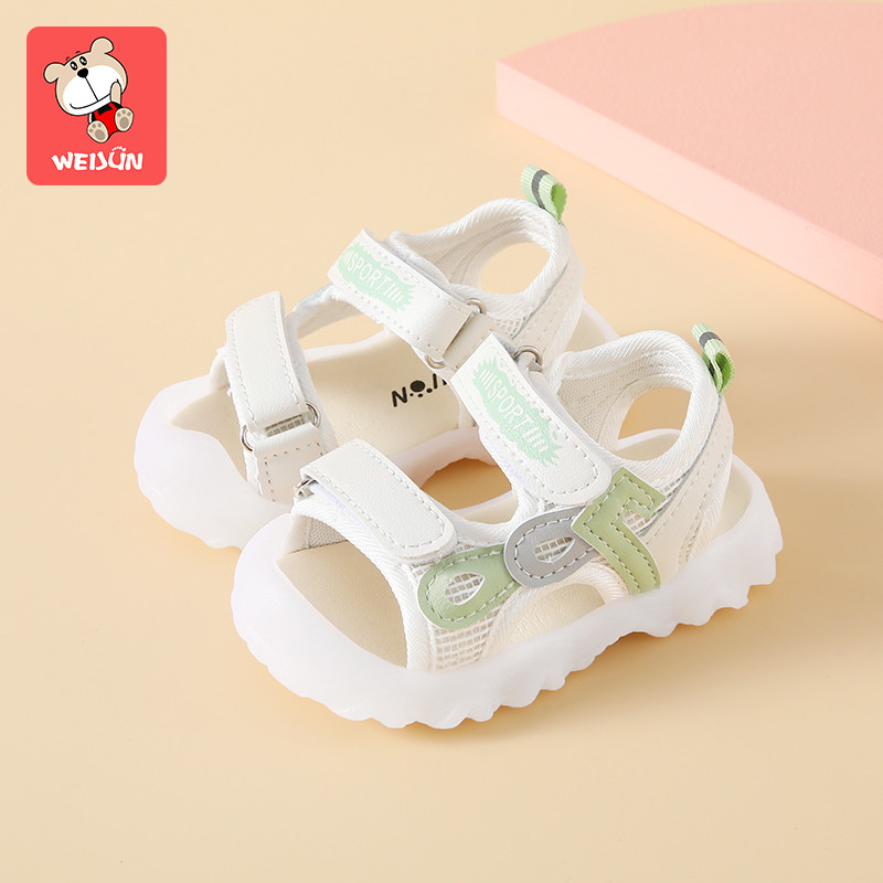 Бебешки сандали с лепенки за момичета