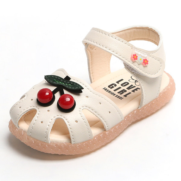 Model nou de sandale din piele bebelusi cu emblema cirese pentru fete