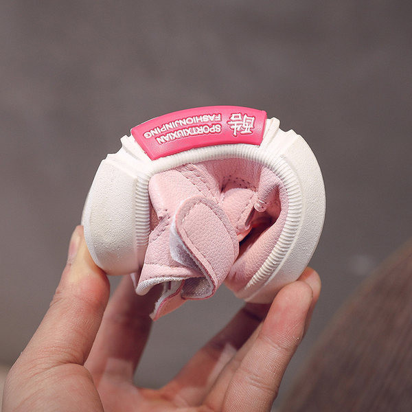 Model nou de sandale pentru bebelusi din imitatie de piele cu talpa plata