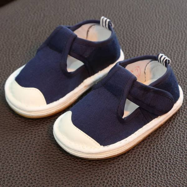 Pantofi bebelusi pentru fete si baieti - mai multe modele