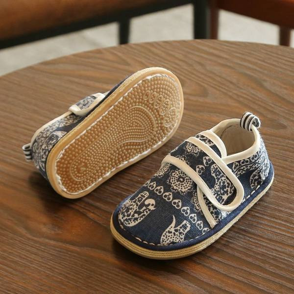 Pantofi bebelusi pentru fete si baieti - mai multe modele