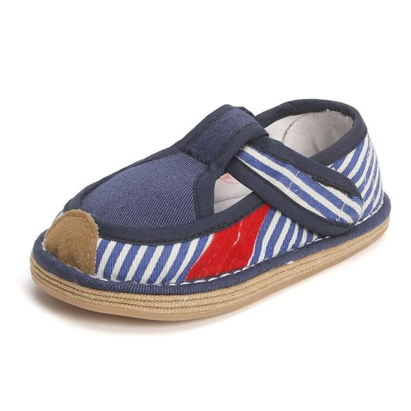 Pantofi pentru bebeluși cu autocolant - mai multe modele