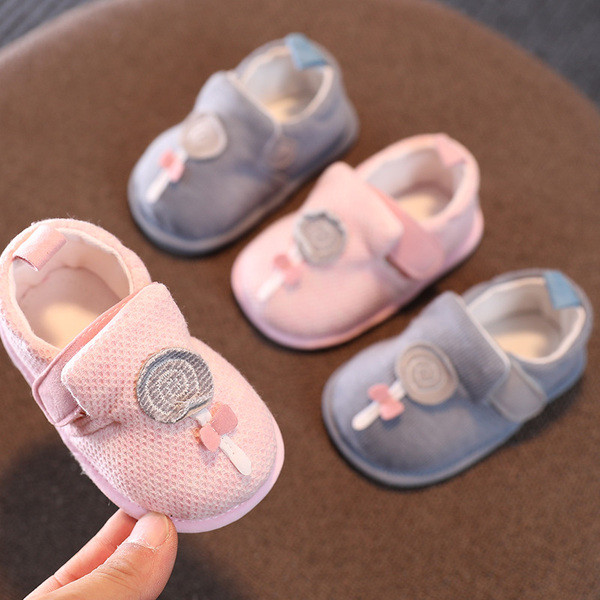 Pantofi pentru bebelusi din material textil cu talpa moale