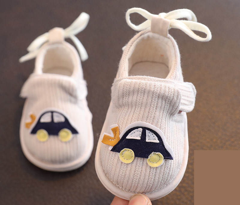 Pantofi pentru bebelusi din material textil cu talpa moale