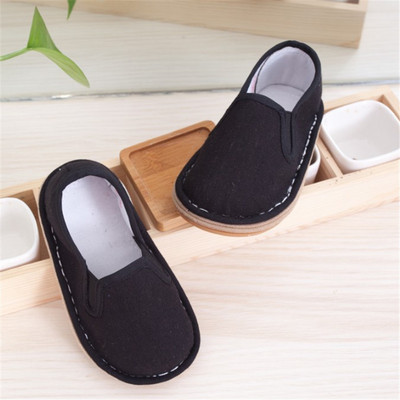 Pantofi pentru bebelusi cu autocolante - mai multe modele