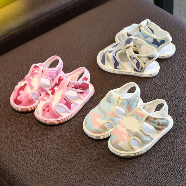 Бебешки камуфлажни сандали за момичета и момчета