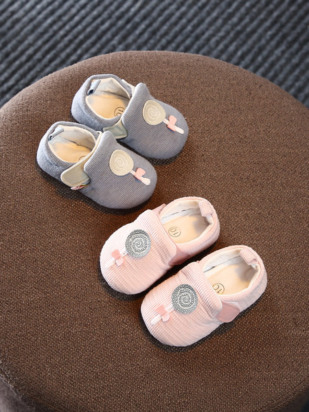 Pantofi de primavara pentru bebelusi din material textil cu talpa moale