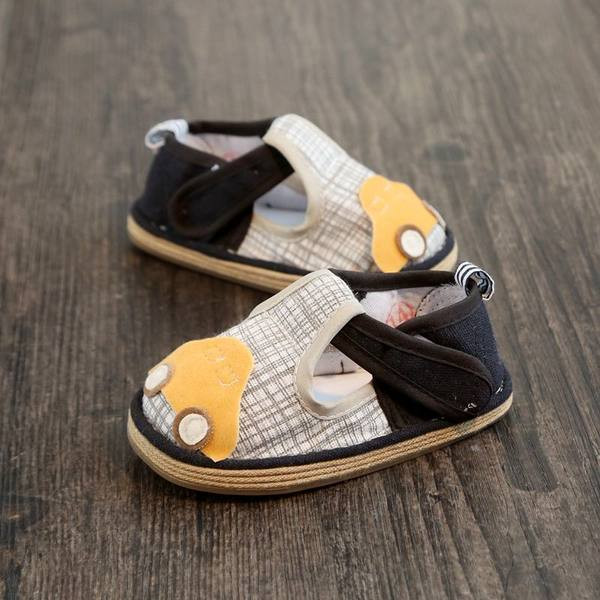 Pantofi pentru bebelusi cu talpa moale pentru baieti