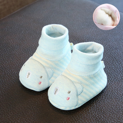 Cizme bebelusi cu broderie si cravate - tip soseta