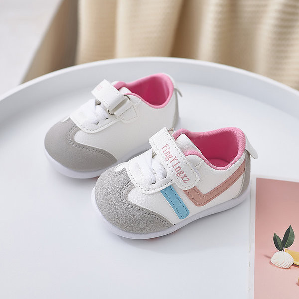 Нов модел бебешки обувки с лепенки за момчета и момичета