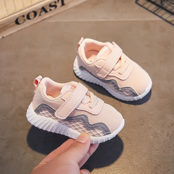 Adidași sport și de zi cu zi pentru bebeluși cu autocolante pentru fete și băieți