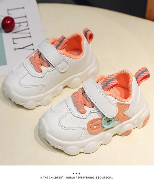 Model nou de adidași pentru bebeluși cu talpă moale pentru fete sau băieți