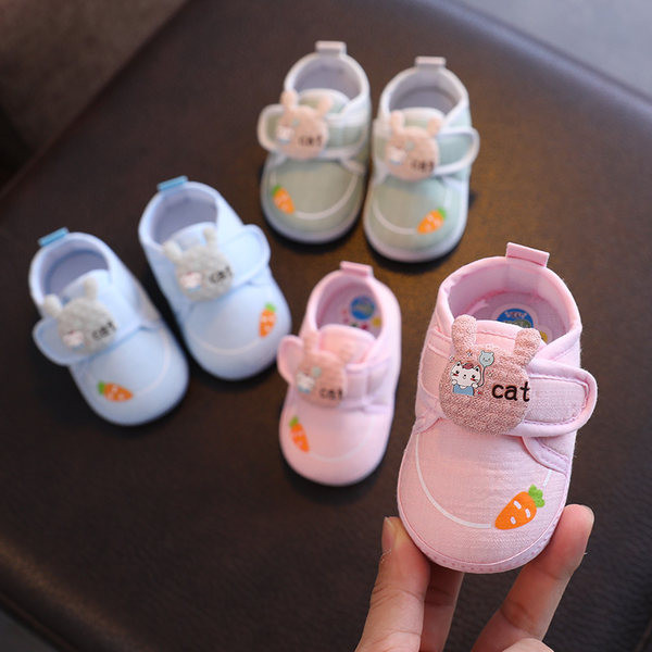 Cizme de vara pentru bebelusi cu aplicatie 3D