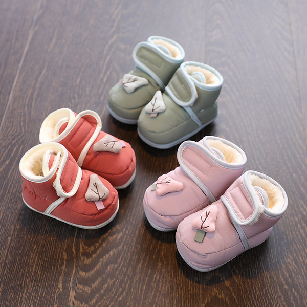 Geamanduri pentru bebelusi cu vata si autocolante pentru copii