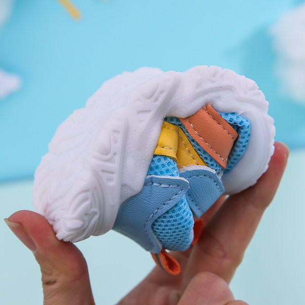 Model nou de adidași bebeluși pentru fete cu velcro