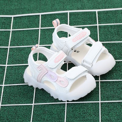 Нов модел бебешки сандали от еко кожа с лепенки