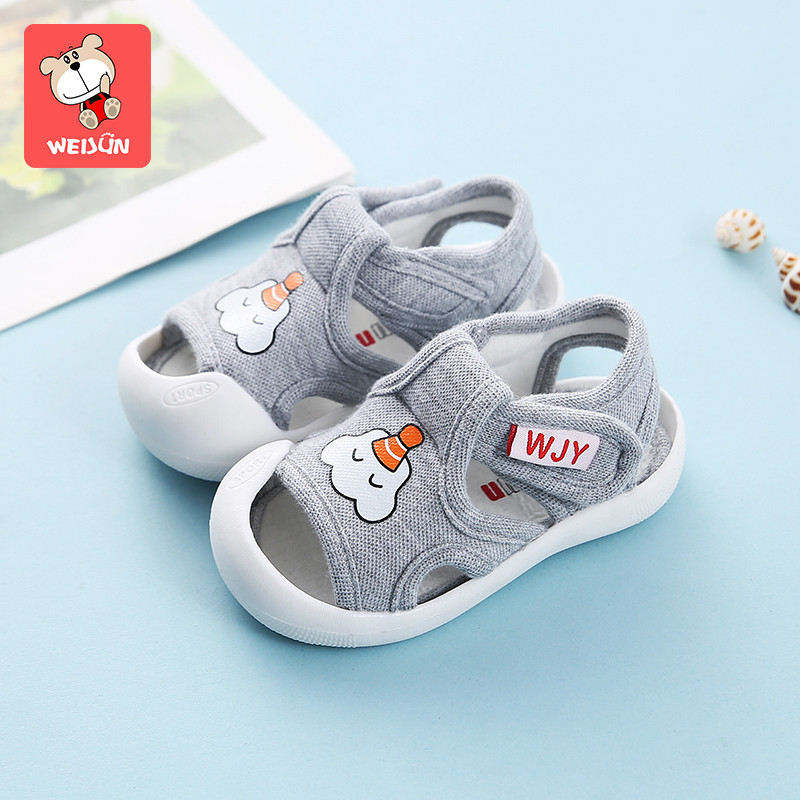 Sandale bebelusi cu aplicatie pentru fete si baieti