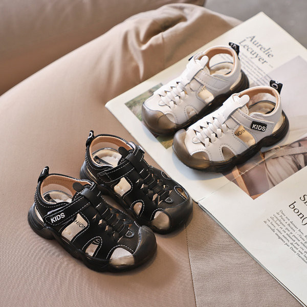 Model nou de sandale bebelusi din piele ecologica cu talpa moale pentru baieti