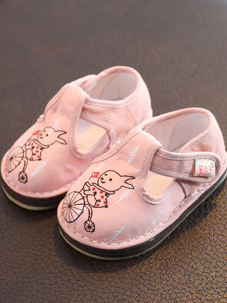 Cizme pentru bebelusi din material textil cu broderie colorata