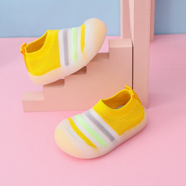 Pantofi casual pentru bebelusi din plasa cu talpa moale