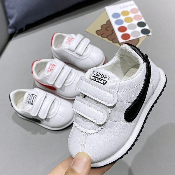 Adidași pentru bebeluși cu autocolante cu velcro pentru fete sau băieți