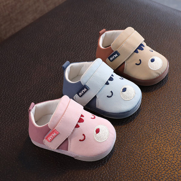 Pantofi pentru bebelusi cu talpa moale pentru copii