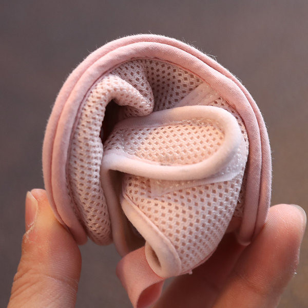 Botine din stofa bebelusi cu aplicatie