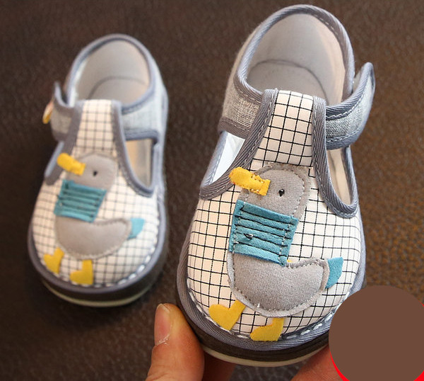 Pantofi textile pentru bebelusi cu aplicatie de rata