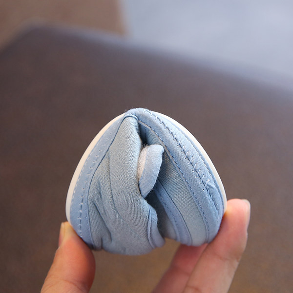 Pantofi bebelusi cu petice si aplicatie 6-12 luni