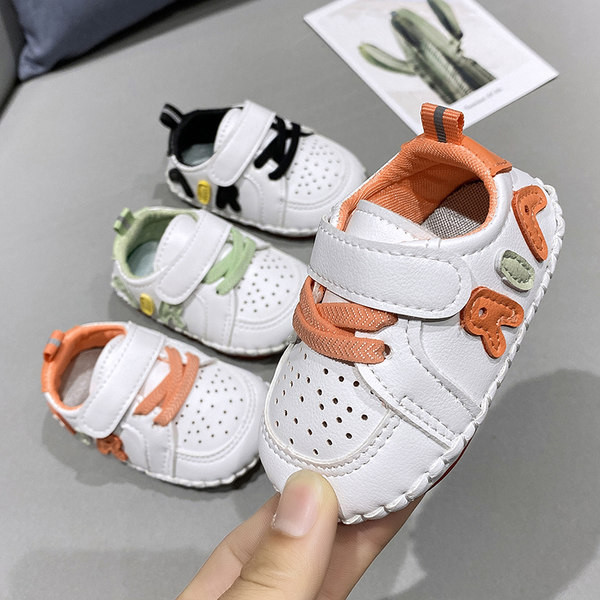 Model nou de pantofi respirabili pentru bebelusi din piele ecologica cu talpa moale