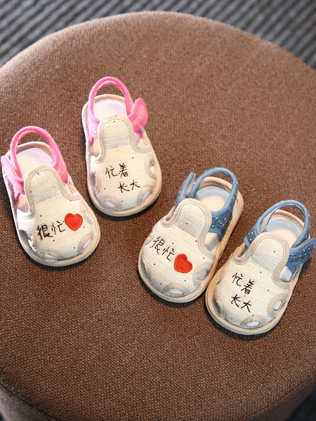 Sandale textile pentru bebelusi cu broderie