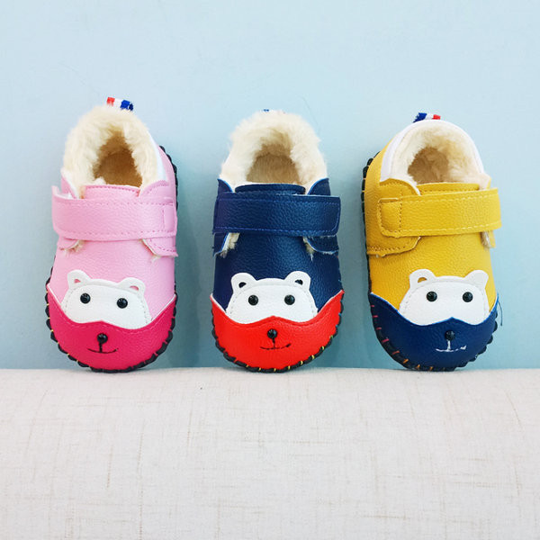 Model nou de pantofi pentru bebeluși cu căptușeală moale și călduroasă și velcro
