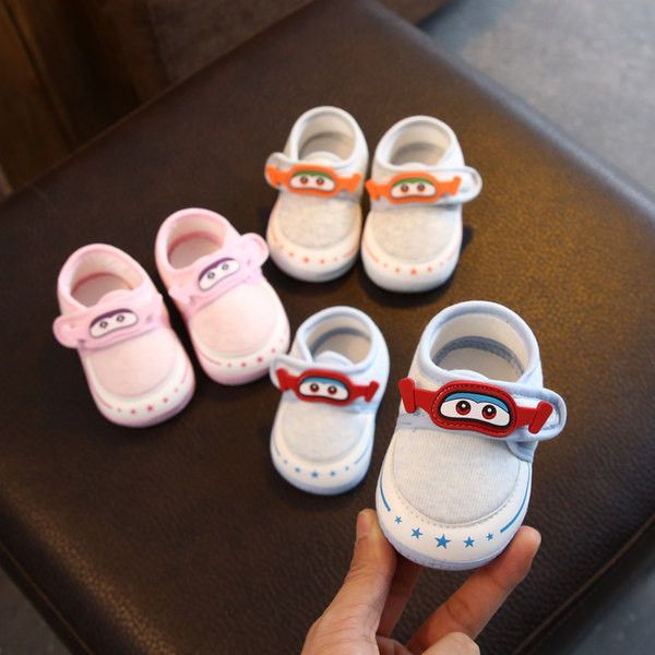 Бебешки буйки с емблема и лепенки