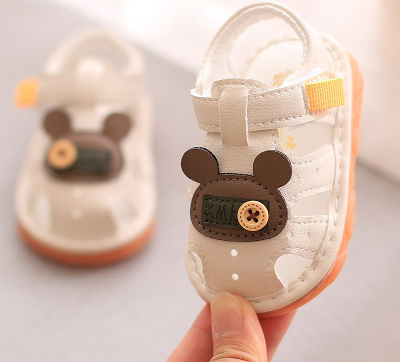 Sandale bebelusi pentru fete si baieti cu element 3D - doua modele