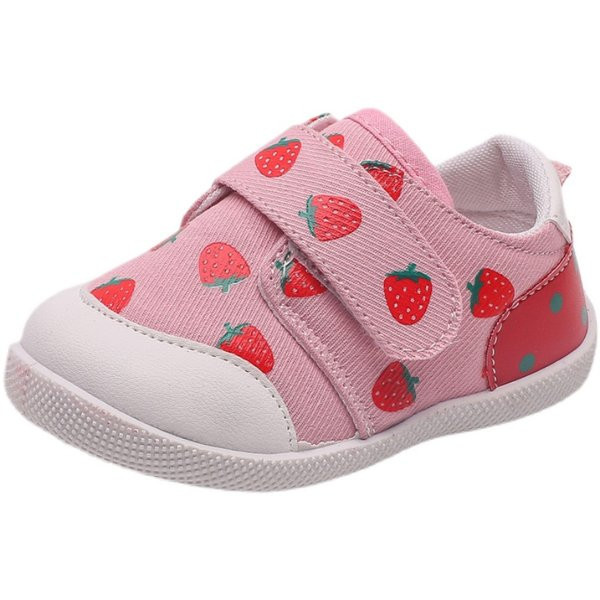 Model nou de pantofi respirabili pentru bebelusi cu talpa moale