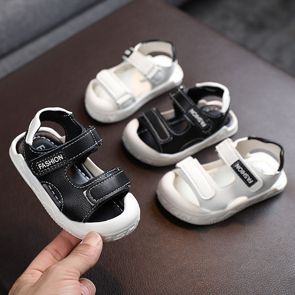 Sandale din imitatie de piele cu talpa de cauciuc - model unisex