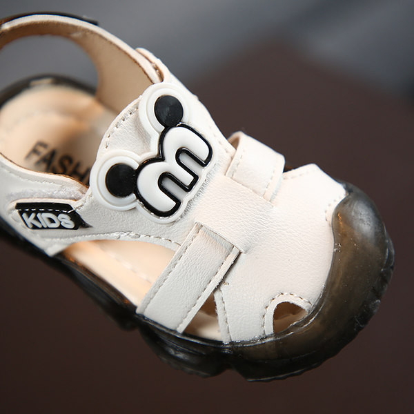 Sandale luminoase bebelusi pentru baieti din piele ecologica cu autocolante
