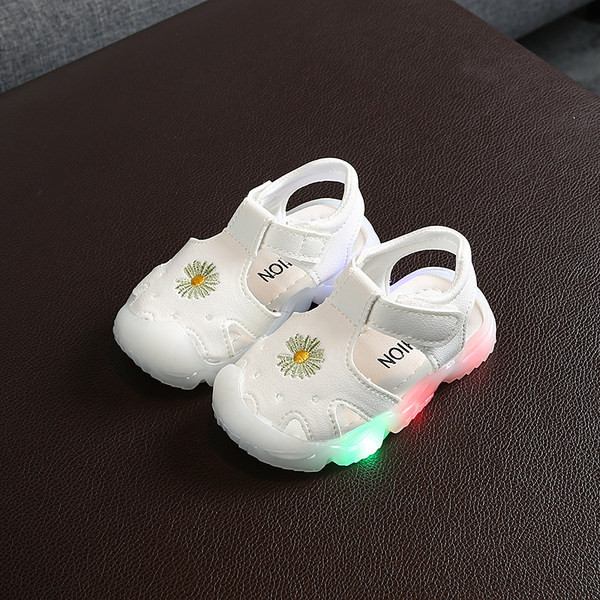 Sandale luminoase pentru bebelusi cu autocolante si aplicatie