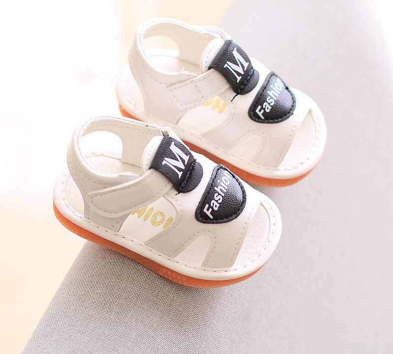 Sandale din piele pentru bebelusi cu autocolante pentru fete si baieti