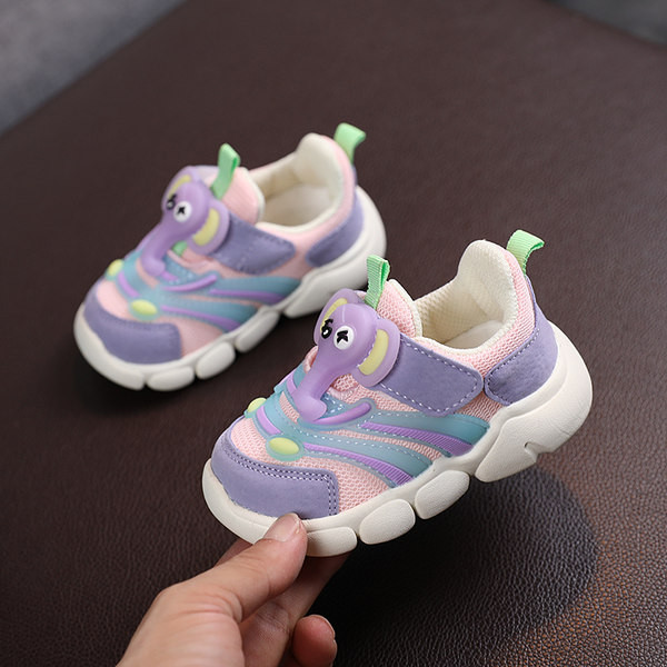 Pantofi pentru bebelusi din piele ecologica cu autocolante si element 3D