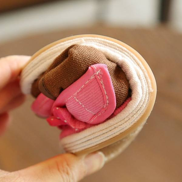 Pantofi moderni pentru bebelusi cu panglica si talpa moale