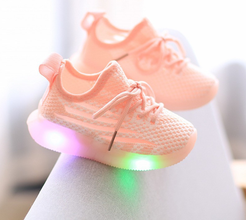 Adidași luminoși pentru bebeluși cu cravate pentru fete și băieți