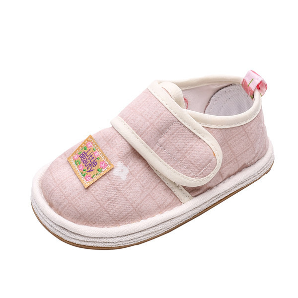 Pantofi pentru bebelusi cu emblema si velcro pentru fete