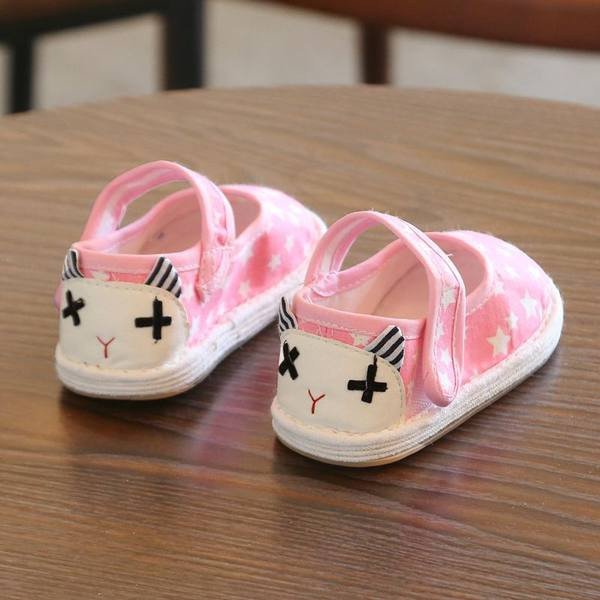 Pantofi de panza pentru copii cu autocolante si aplicatie