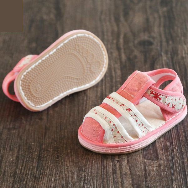 Pantofi textile pentru copii cu autocolante