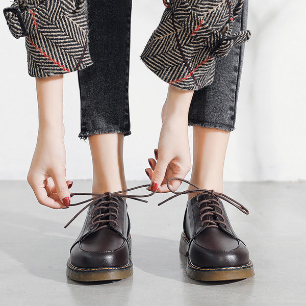 Pantofi casual dama stil retro cu sireturi